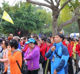 昌吉私人伴游是什么 杭州一女大学生出租自己做陪游 每天收费千元