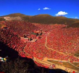 昌吉色达旅游攻略(成都到色达旅游攻略)