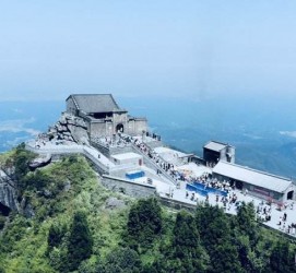 昌吉湖南旅游攻略(武汉到湖南旅游攻略)