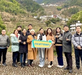昌吉商务伴游招聘 潮声丨百万年薪聘导游 浙江一座县城的“千金买马”记