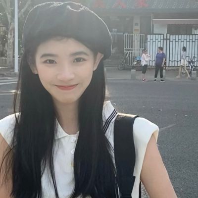 昌吉商务伴游带客户去看海豚表演