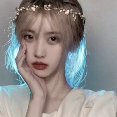 昌吉伴游女生赵婉晴的资料