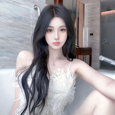 昌吉伴游女生吴悠的资料