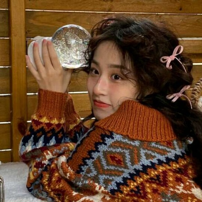 昌吉伴游女生郑晓涵的资料
