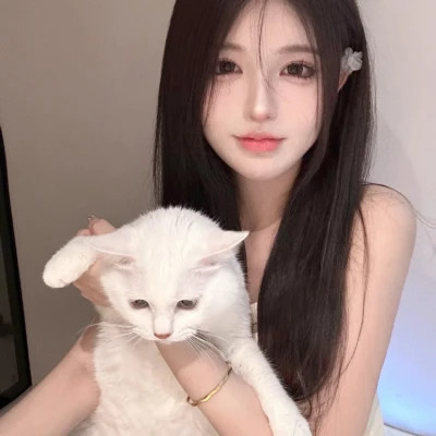 昌吉伴游女生陈露晞的资料