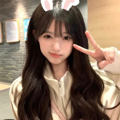 昌吉伴游女生慕容雪的资料