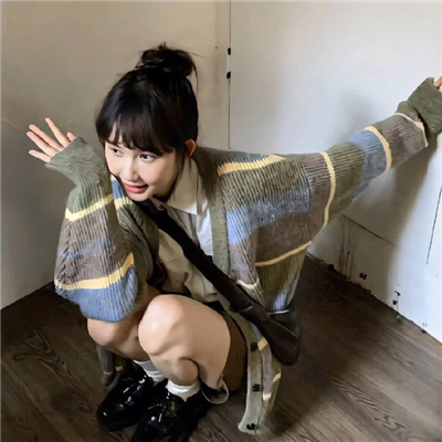昌吉伴游女生方镜月的资料