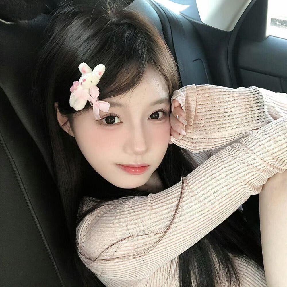 昌吉伴游女生沈欣白的资料