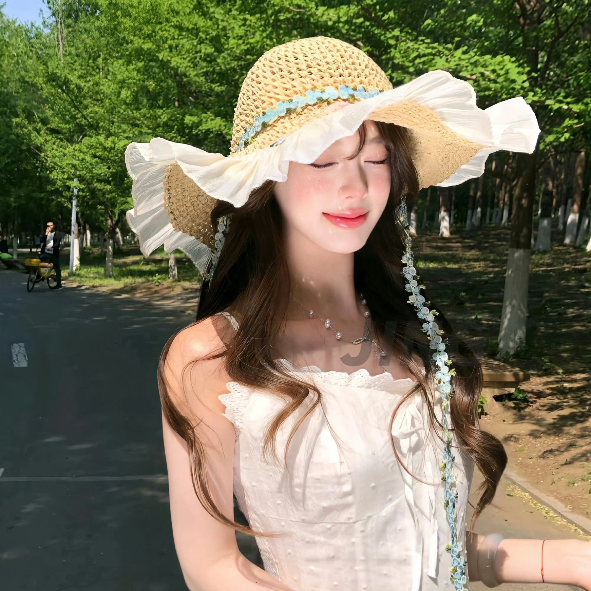 昌吉伴游女生许曼姿的资料