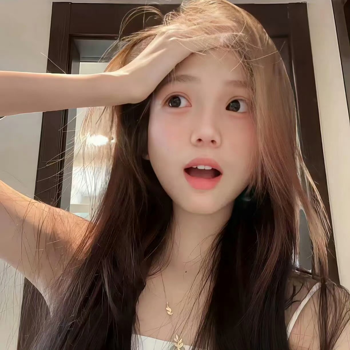 昌吉伴游女生许暖阳的资料