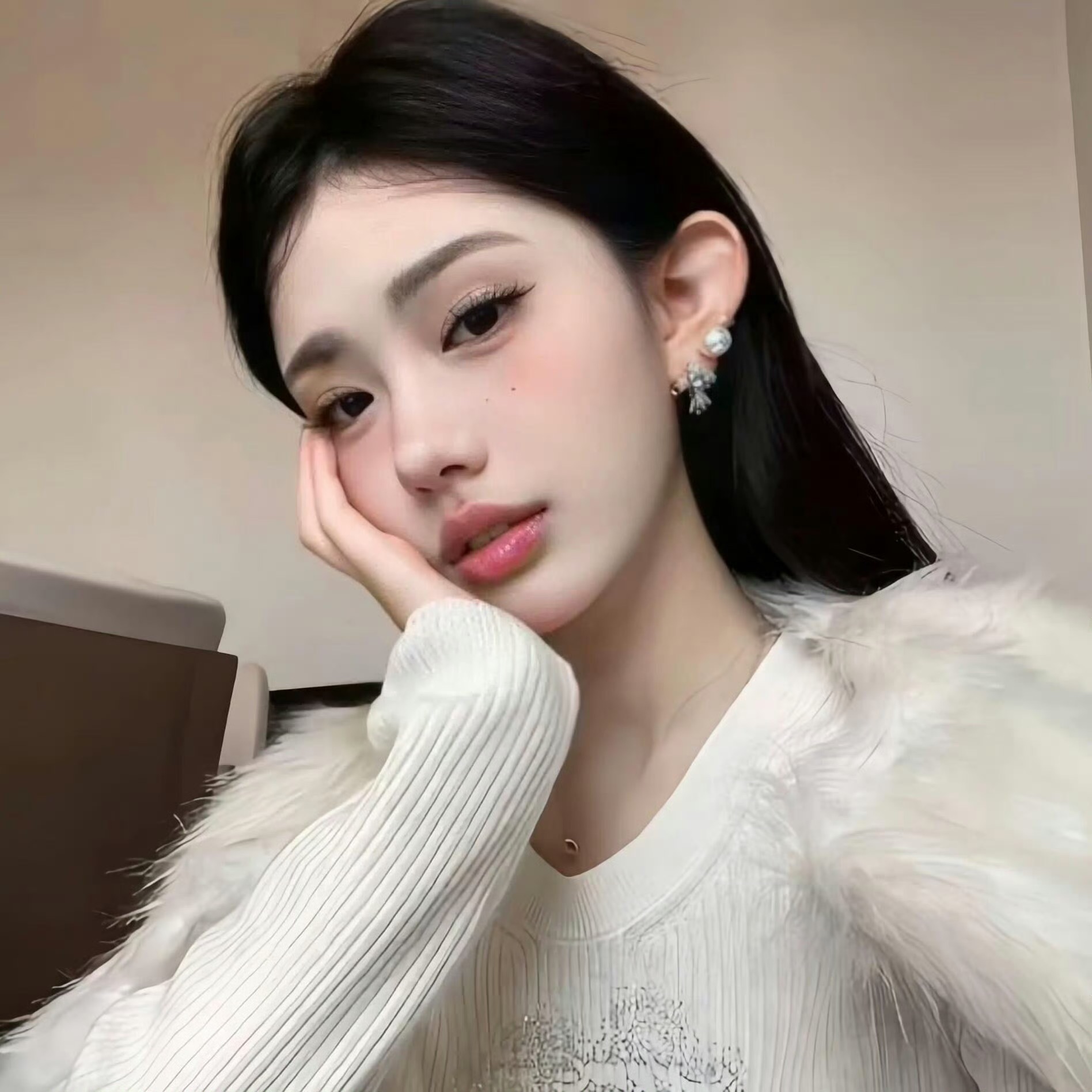 昌吉伴游女生沈梦蝶的资料