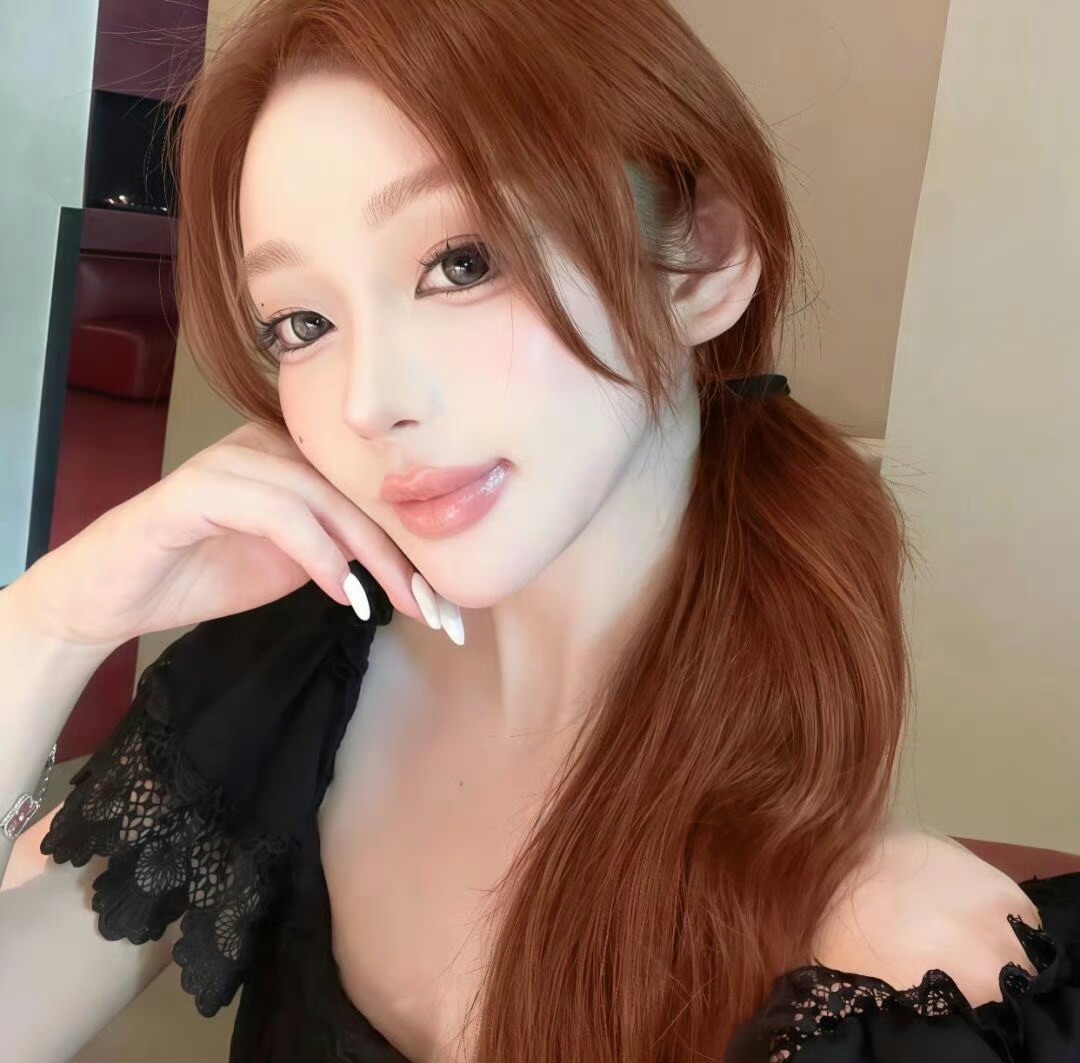 昌吉伴游女生 | Victoria LiLI的资料