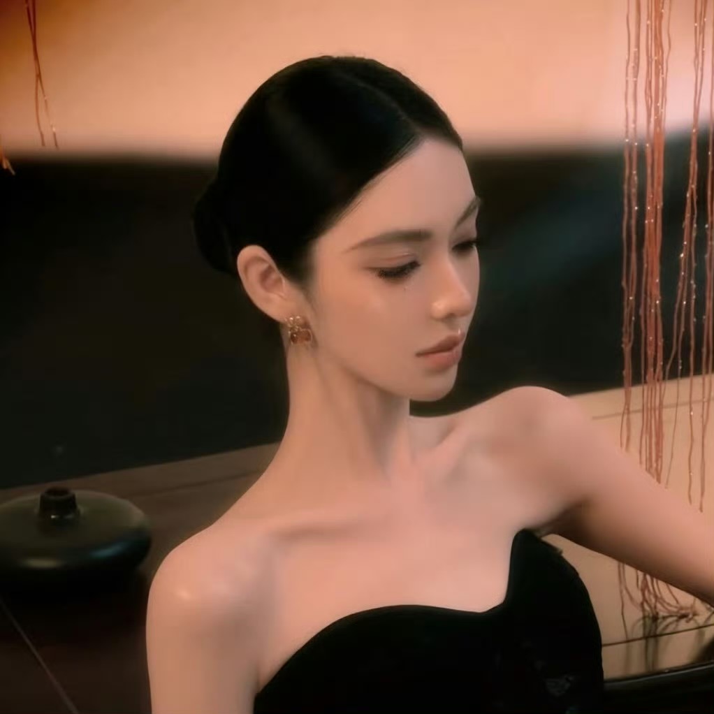 昌吉伴游女生 | Emily的资料